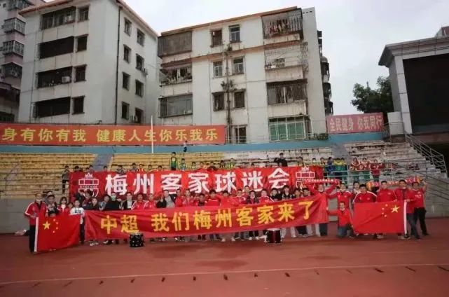 国产精品伊人