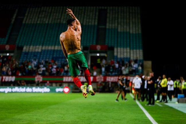 黄独峰
