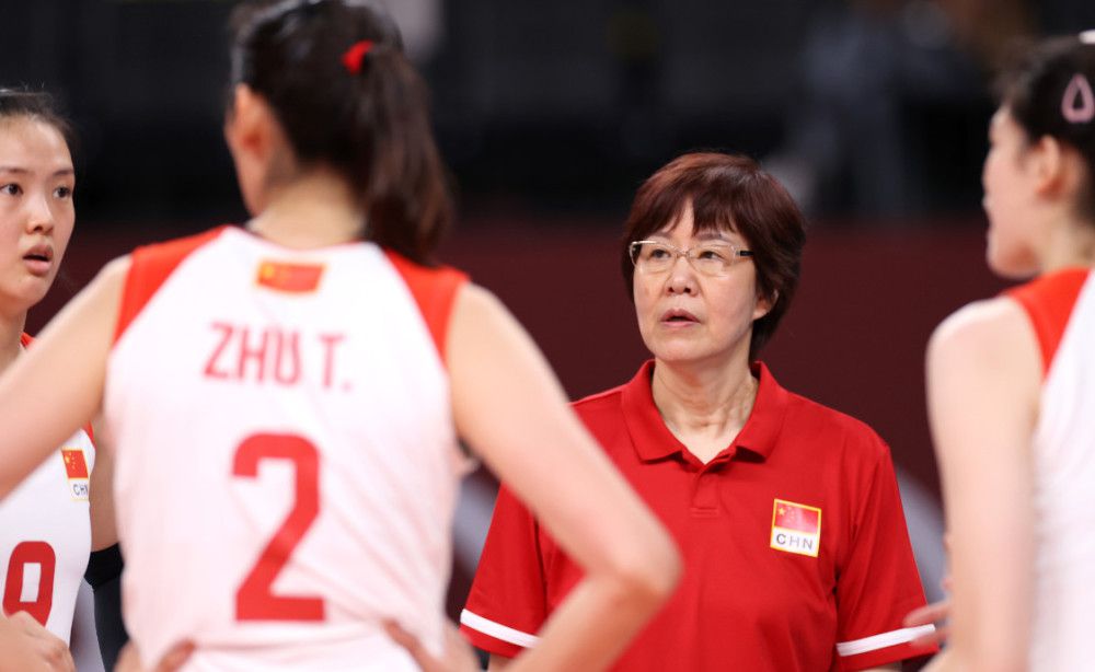 h乳喷奶水被揉得受不了
